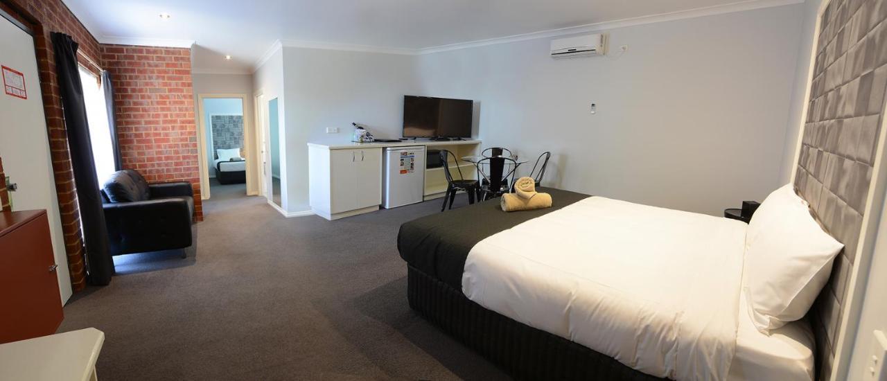 Golden Reef Motor Inn เบนดิโก ภายนอก รูปภาพ