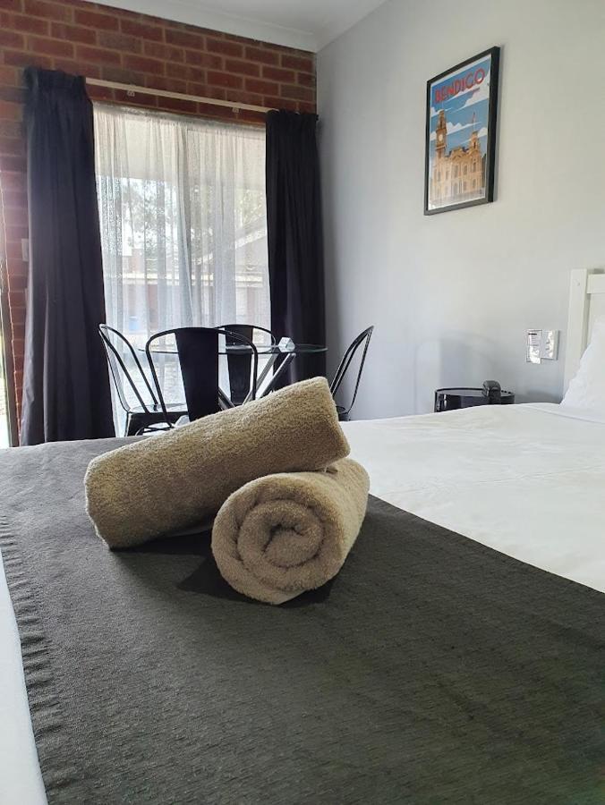 Golden Reef Motor Inn เบนดิโก ภายนอก รูปภาพ